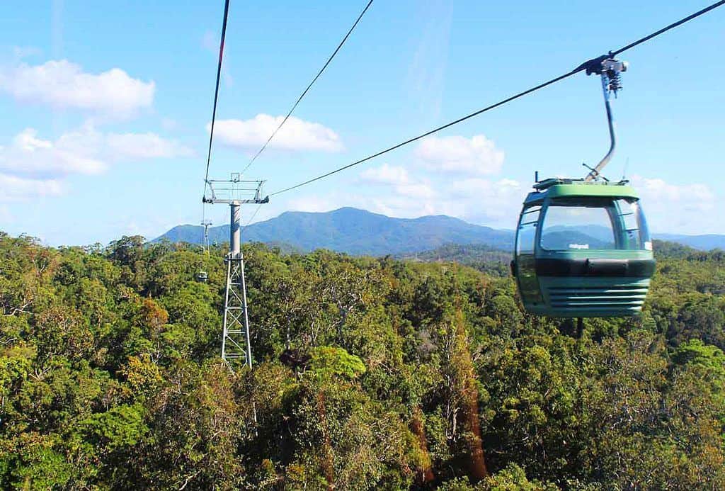 Skyrail cable car Cairns with kids
