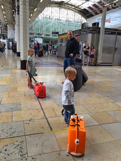 Trunki Review: Kids ride on suitcase