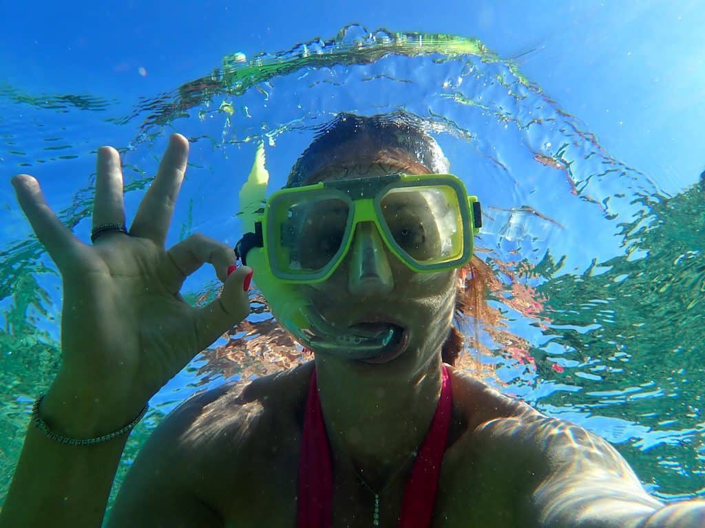 Castaway Island snorkelling Fiji