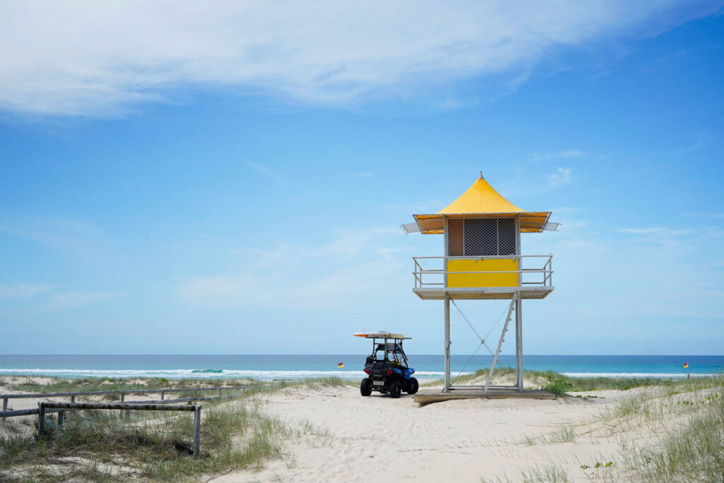 Gold Coast Bach with surf tower