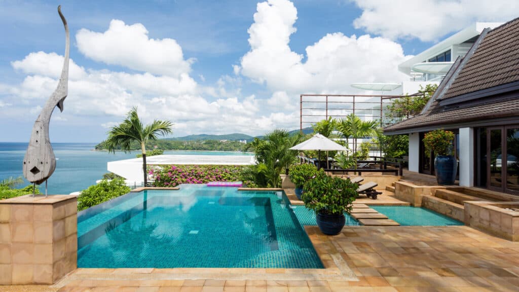 Swimming pool with ocean view at Villa Baan Hen Kata.